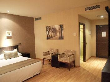 Hotel Dinastia 3*